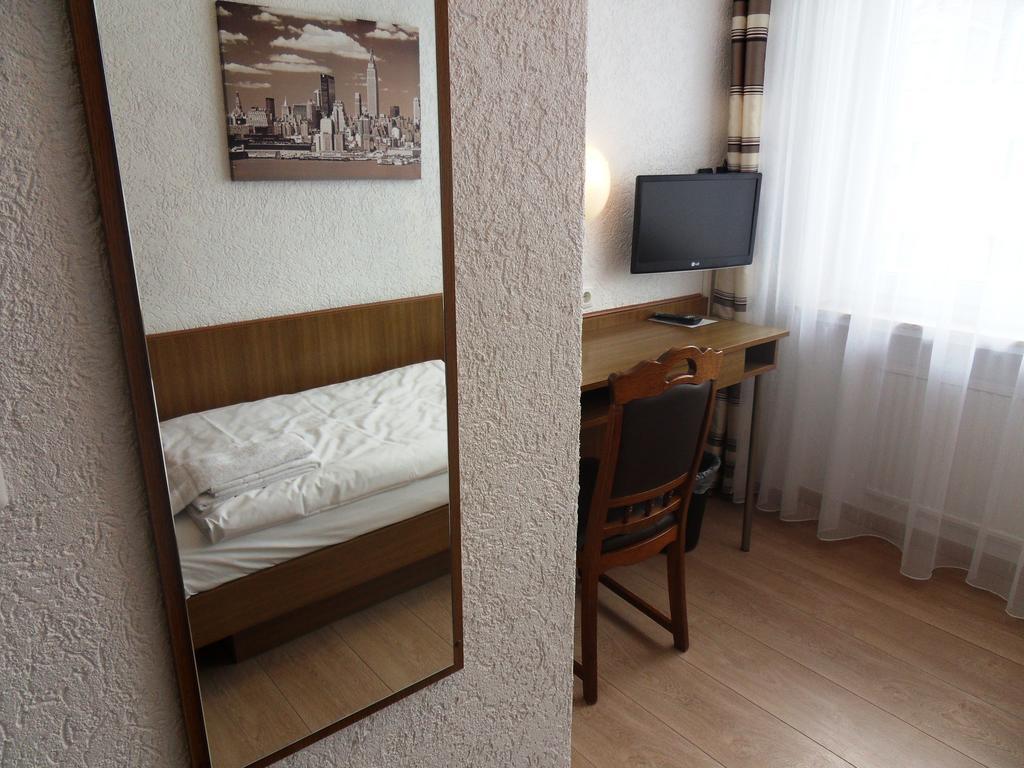 Hotel Linnert Weiterstadt Bilik gambar
